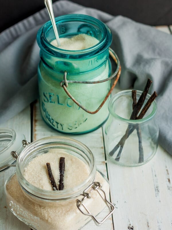 jars with vanilla sugar and vanilla beans