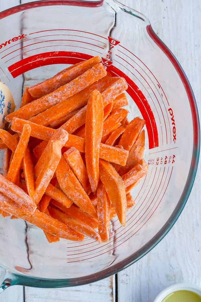 sweet potato fries with seasoning