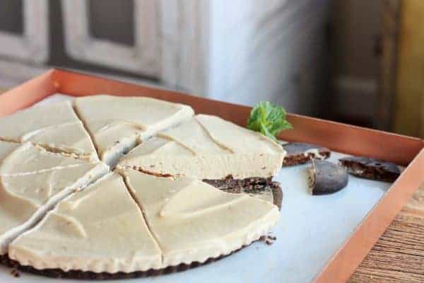 A vegan custard tart on a tray | Sustainablecooks.com