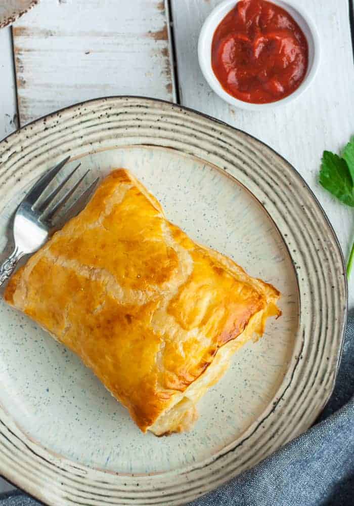 Puff Pastry Pizza Pockets {Homemade Hot Pockets} Sustainable Cooks