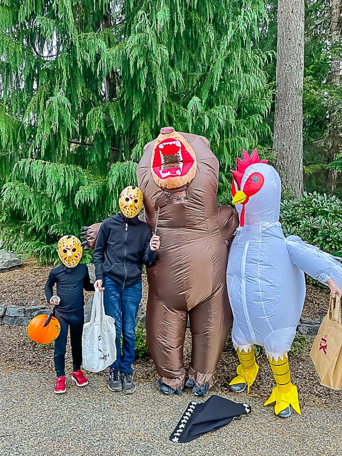 4 kids dressed up for halloween