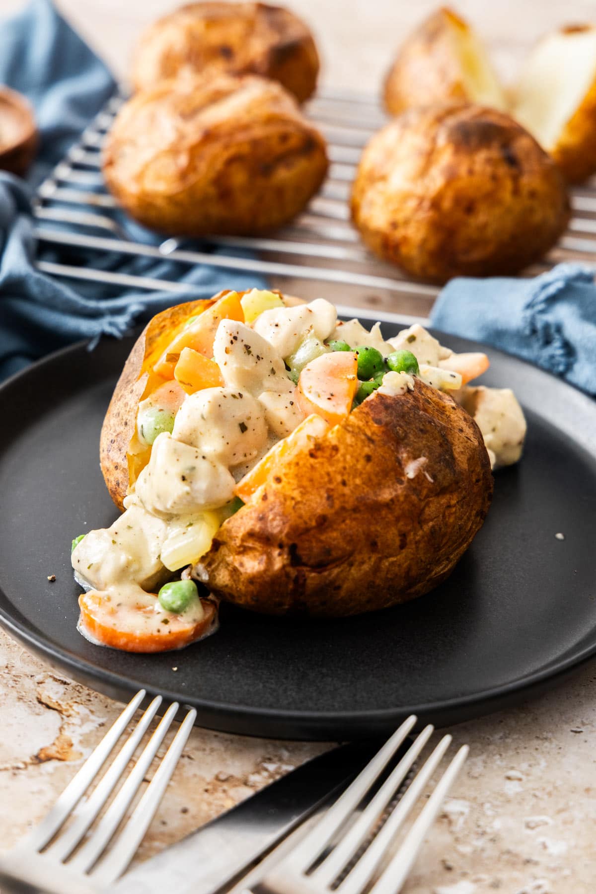 Hen Pot Pie Baked Potatoes (No Condensed Soup) Hen Pot Pie Baked Potatoes (No Condensed Soup)